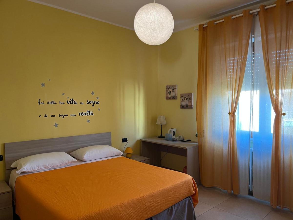 Color House Malpensa B&B Cassano Magnago Extérieur photo