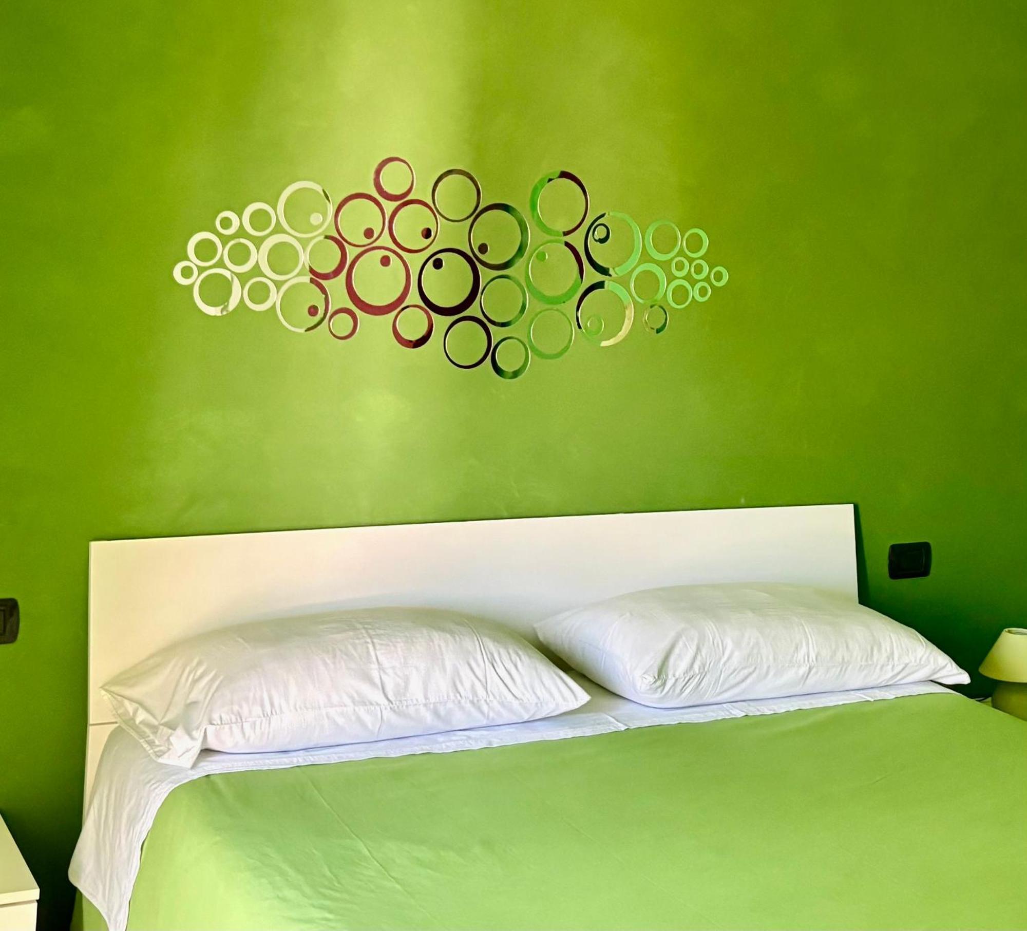 Color House Malpensa B&B Cassano Magnago Extérieur photo